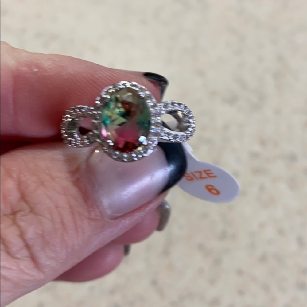Ring - Picture 2 of 3